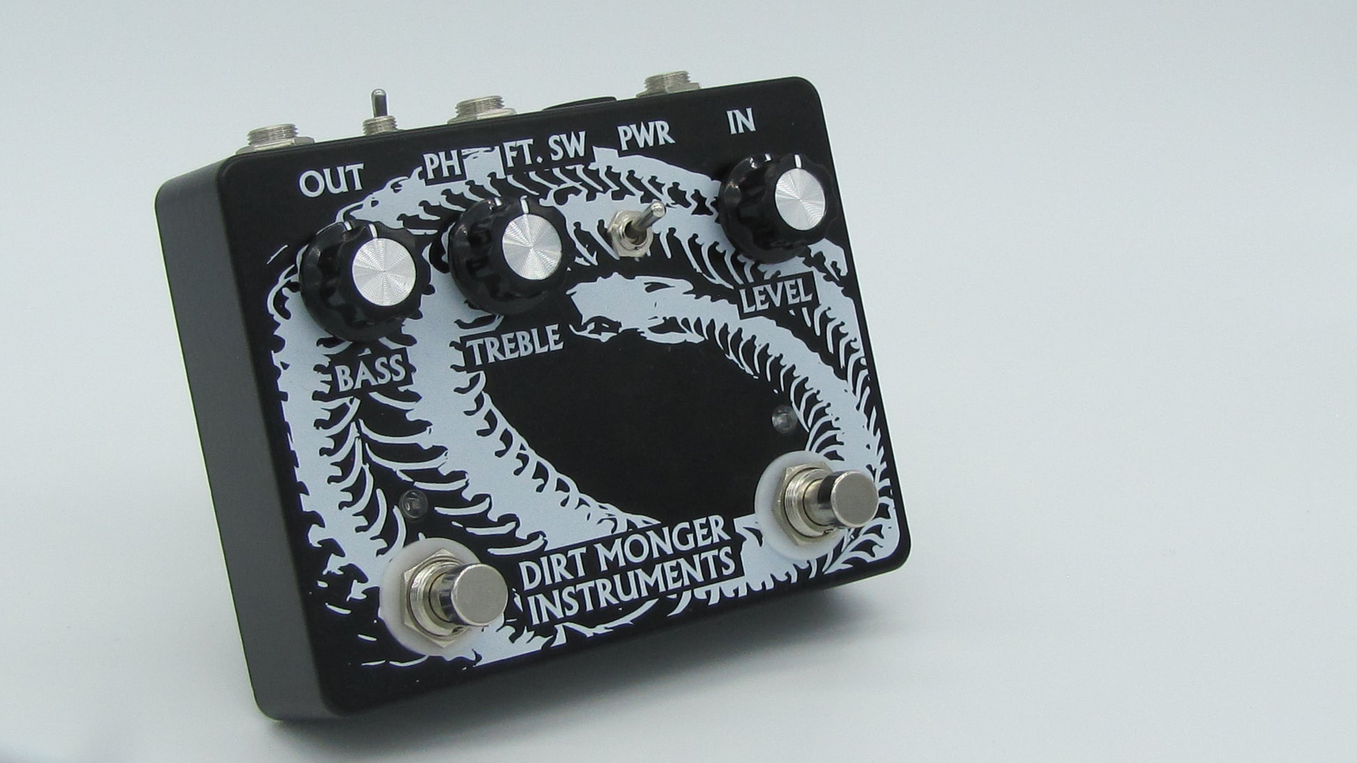 Night Serpent - TC Integrated preamp 33 Grind Clone