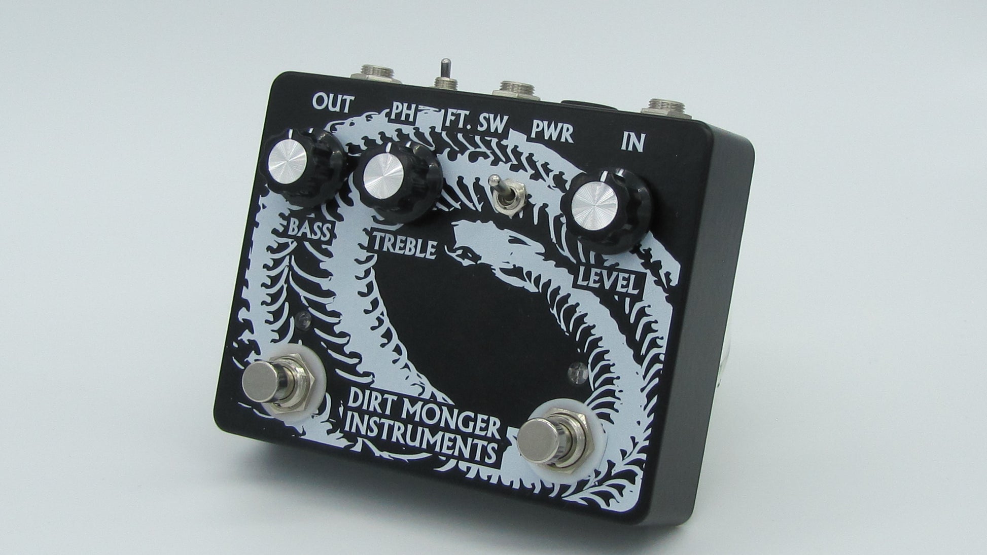 Night Serpent - TC Integrated preamp 33 Grind Clone